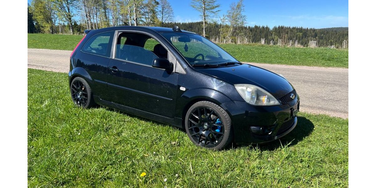 Ford Fiesta 205.000 km 4.199 &euro; Furtwangen 78120