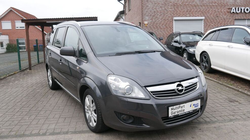 Opel Zafira 174.589 km 4.990 € Selm 59379