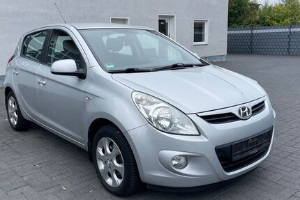 Hyundai i20 175.000 km 2.590 &euro; Düren 52351