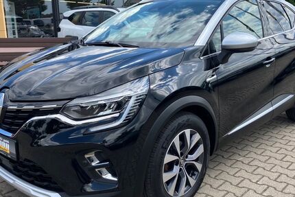 Renault Captur 61.250 km 17.490 &euro; Elsterwerda 04910