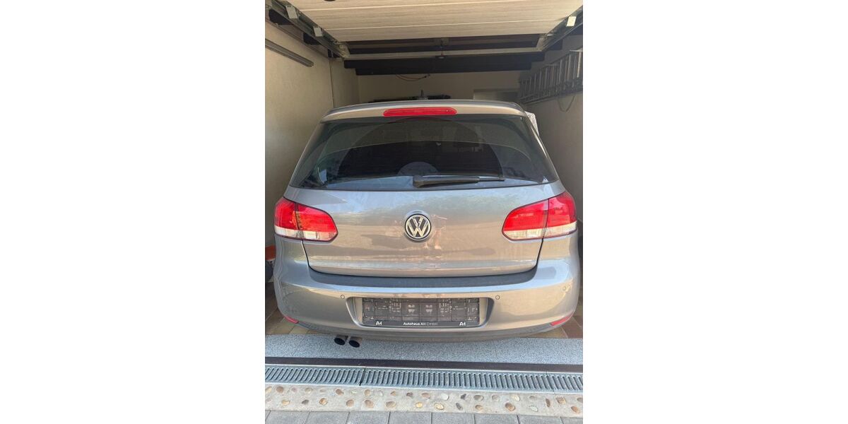 VW Golf 174.000 km 3.590 &euro; Östringen 76684