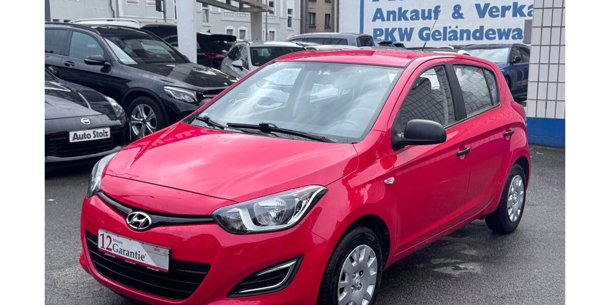 Hyundai i20 171.135 km 3.950 &euro; Oberhausen 46045