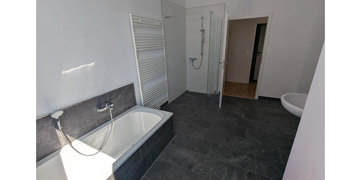 Erdgeschoßwohnung Saarlouis - 3 Zimmer, 108 m&sup2;, 280.000&euro; | Angebot:26184032