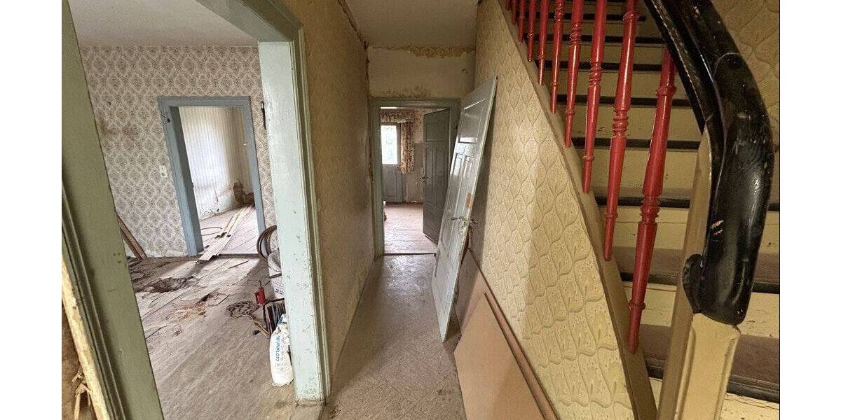 Reihenmittelhaus Rothenburg - 6 Zimmer, 124 m&sup2;, 89.000&euro; | Angebot:26840697