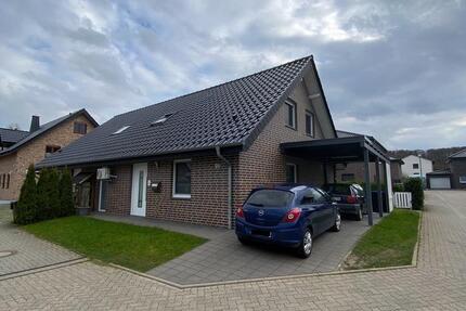 Haus Lage - 5 Zimmer, 111 m&sup2;, 1.650&euro; | Angebot:26401134