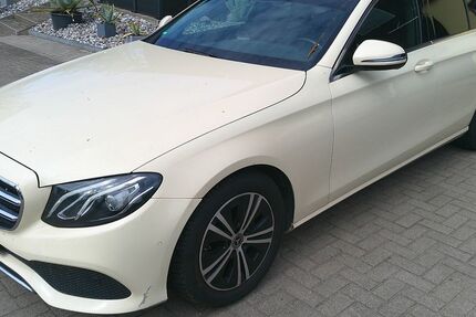 Mercedes-Benz E 220 382.000 km 12.999 &euro; Neddemin 17039