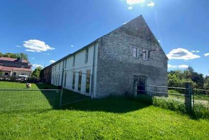 Haus zum Kaufen in Schönwalde-Glien 350.000 € 569 m² 15 zimmer