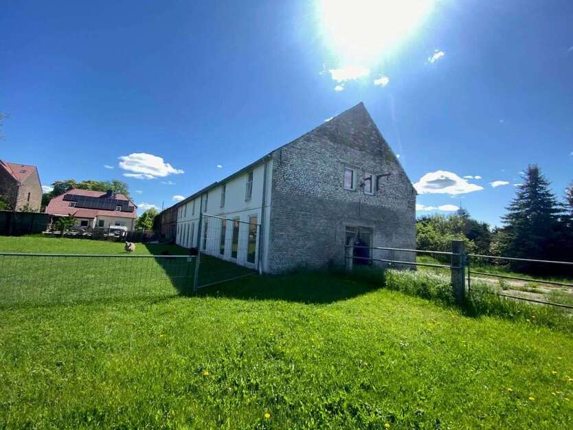 Haus zum Kaufen in Schönwalde-Glien 350.000 € 569 m² 15 zimmer