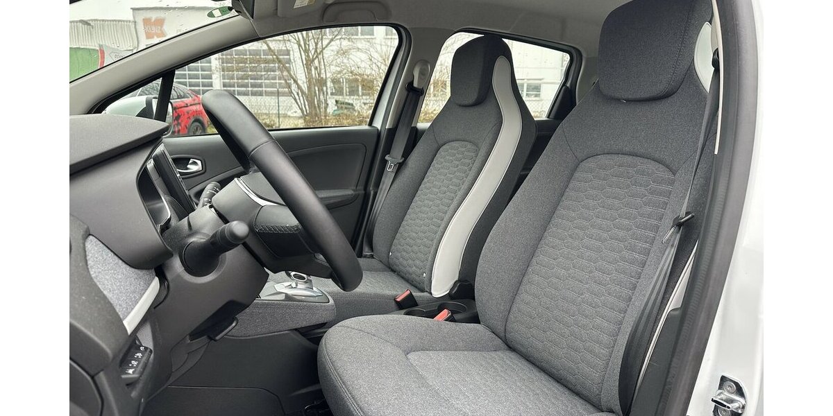 Renault ZOE Experience/Kaufbatterie 43.500 km 13.780 &euro; Donauwörth 86609