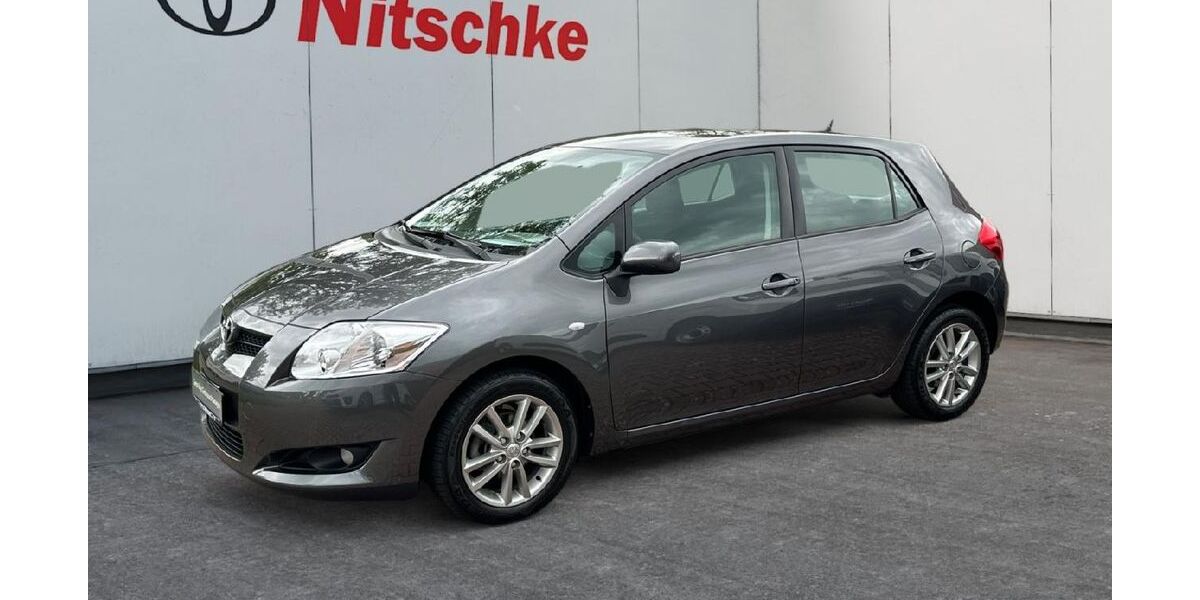 Toyota Auris 101.860 km 5.990 &euro; Rheine 48432