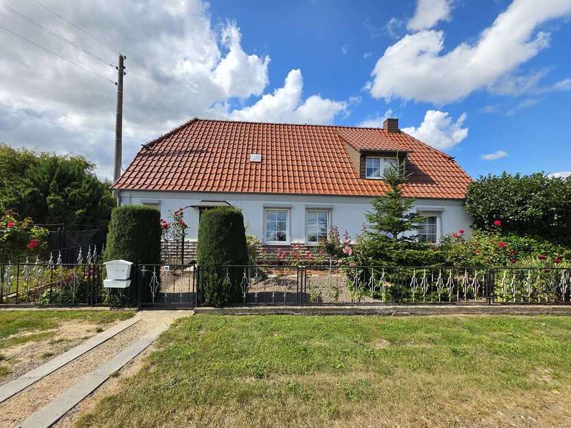 Haus zum Kaufen in Hohen Sprenz 200.000 € 103 m²