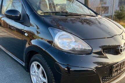 Toyota Aygo (X) 100.000 km 2.999 &euro; Bickenbach 64404