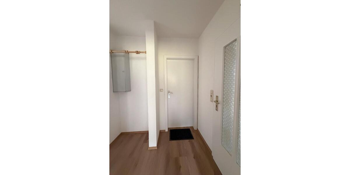 Etagenwohnung Poppenhausen (Wasserkuppe) - 1 Zimmer, 65 m&sup2;, 600&euro; | Angebot:26042006