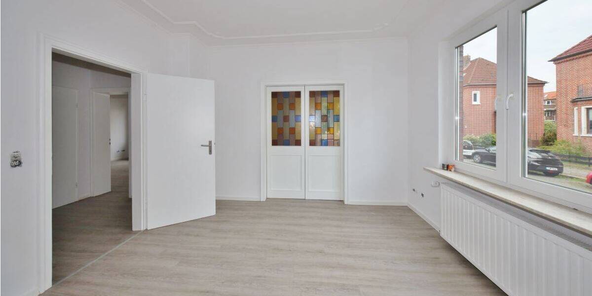 Einfamilienhaus Wilhelmshaven Bant - 7 Zimmer, 171 m&sup2;, 320.000&euro; | Angebot:26834390