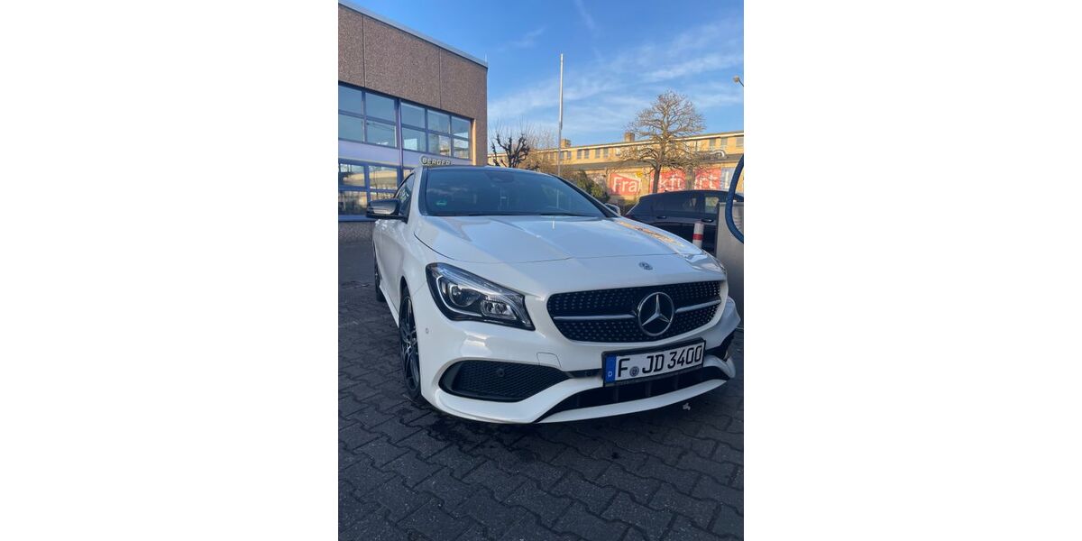 Mercedes-Benz CLA 200 Shooting Brake 112.000 km 15.900 &euro; Frankfurt am Main 65929