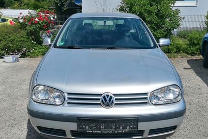 VW Golf 140.000 km 2.300 &euro; friedrichsdorf 61381