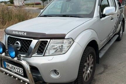 Nissan Navara 157.333 km 12.000 &euro; Elze 31008