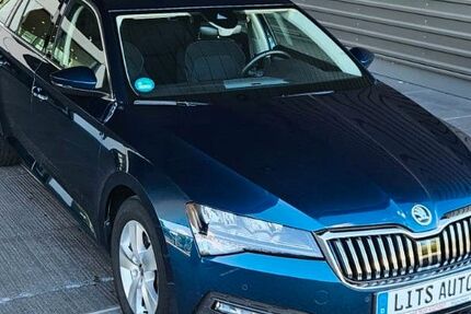 Skoda Superb 99.600 km 22.300 € München 81829