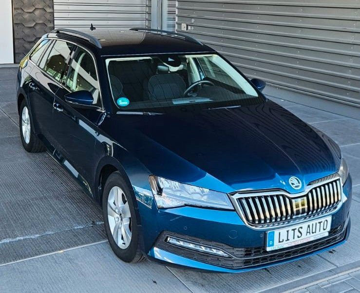 Skoda Superb 99.600 km 22.300 € München 81829