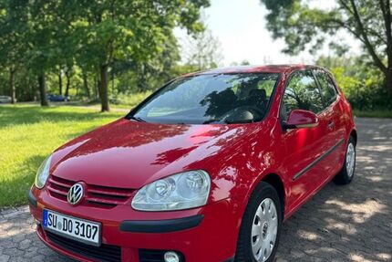 VW Golf 218.000 km 1.650 &euro; Bornheim 53332