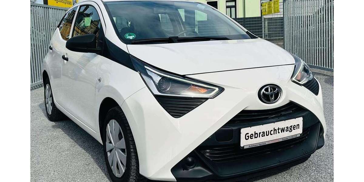 Toyota Aygo 94.000 km 7.499 &euro; Dresden 01259