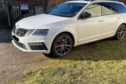 Skoda Octavia 103.000 km 21.500 &euro; Radebeul 01445
