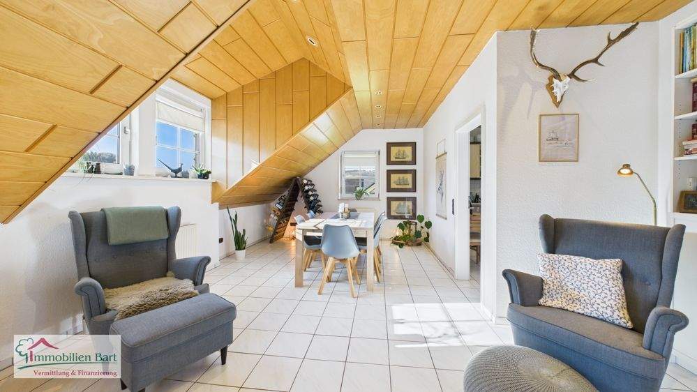 OBEN IST ES AM SCHÖNSTEN! GEPFLEGTE 86 M² WOHNUNG MIT 2 SZ! 3 zimmer