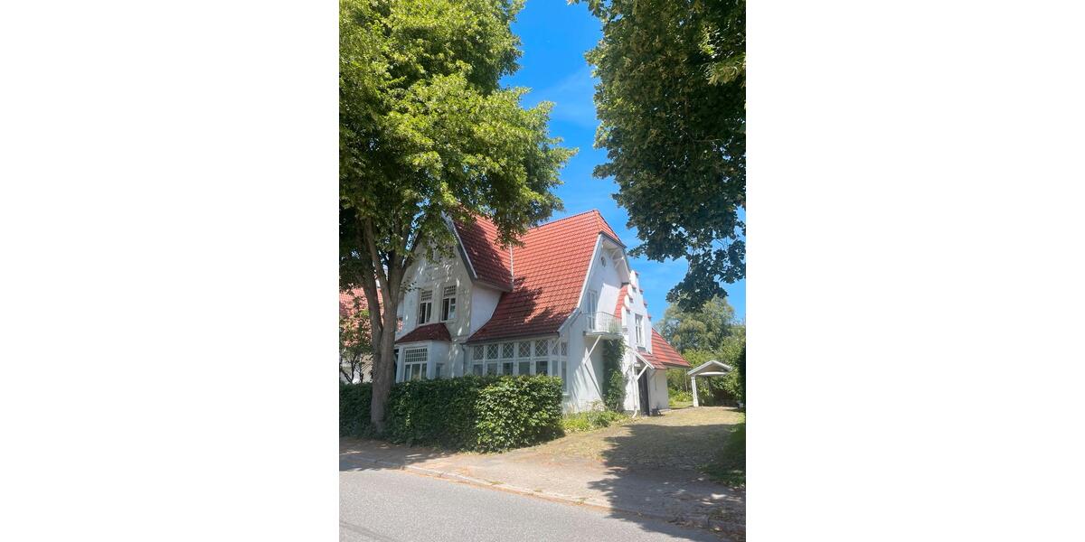 Villa Bargteheide - 7 Zimmer, 220 m&sup2;, 1.195.000&euro; | Angebot:26959462