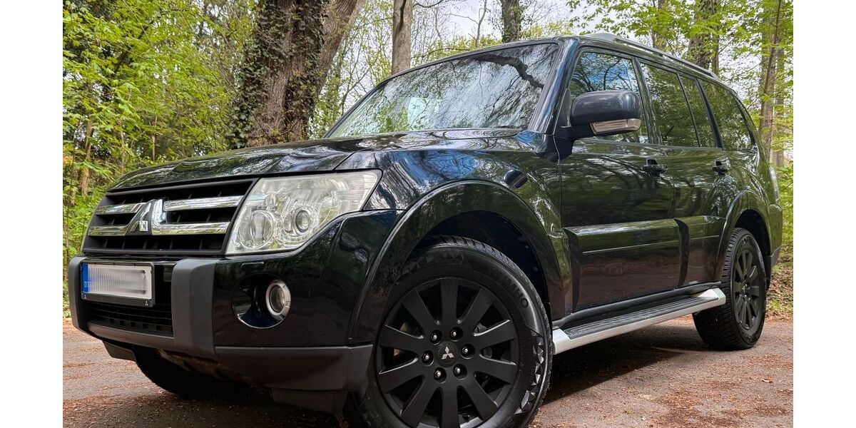 Mitsubishi Pajero 249.000 km 9.750 &euro; Fürth 90763