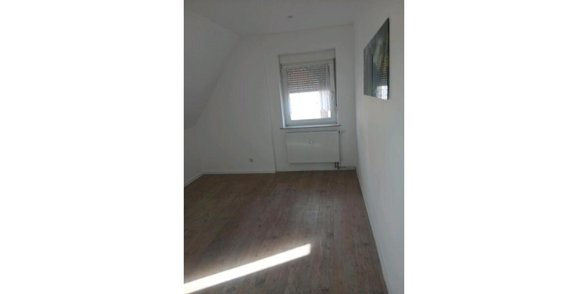 Einfamilienhaus Erxleben - 5 Zimmer, 139 m&sup2;, 1.250&euro; | Angebot:26357011