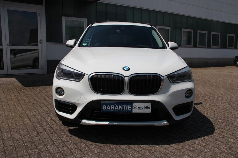 BMW X1 123.000 km 17.900 € Bocholt 46395