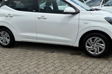 Hyundai i10 192.656 km 4.999 &euro; Hanau 63452