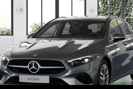 Mercedes-Benz A 200 9.900 km 38.490 &euro; Düsseldorf 40470