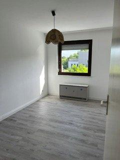 Reihenhaus Kassel Nordshausen - 7 Zimmer, 147 m&sup2;, 290.000&euro; | Angebot:27085351
