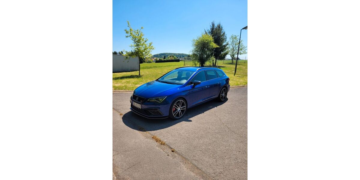 Seat Leon 87.500 km 21.900 &euro; Losheim am See 66679