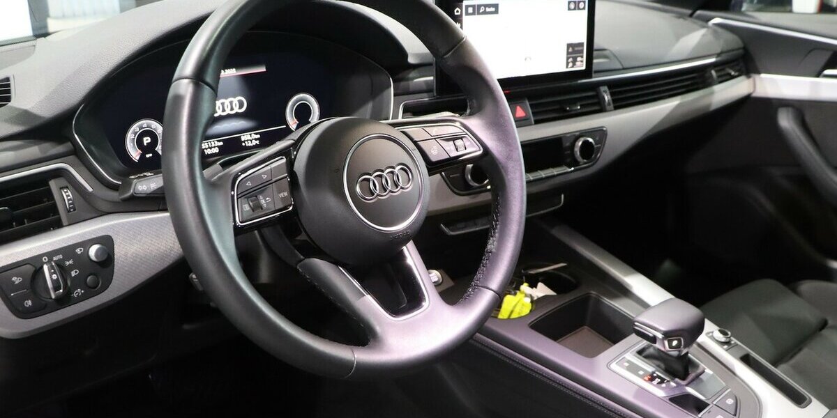 Audi A4 Avant 40 TFSI ADVANCED / LED / PANORAMA 55.000 km 27.555 &euro; Hamm 59077