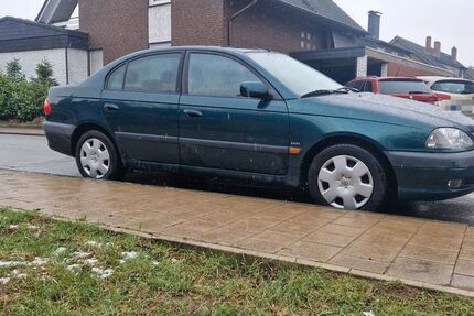 Toyota Avensis 183.790 km 2.250 &euro; Münster 48157