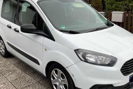 Ford Transit Courier 136.000 km 5.000 &euro; München 80992