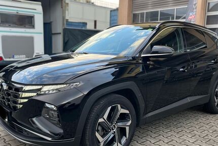 Hyundai TUCSON 150.000 km 22.990 &euro; Frankfurt am Main 65933