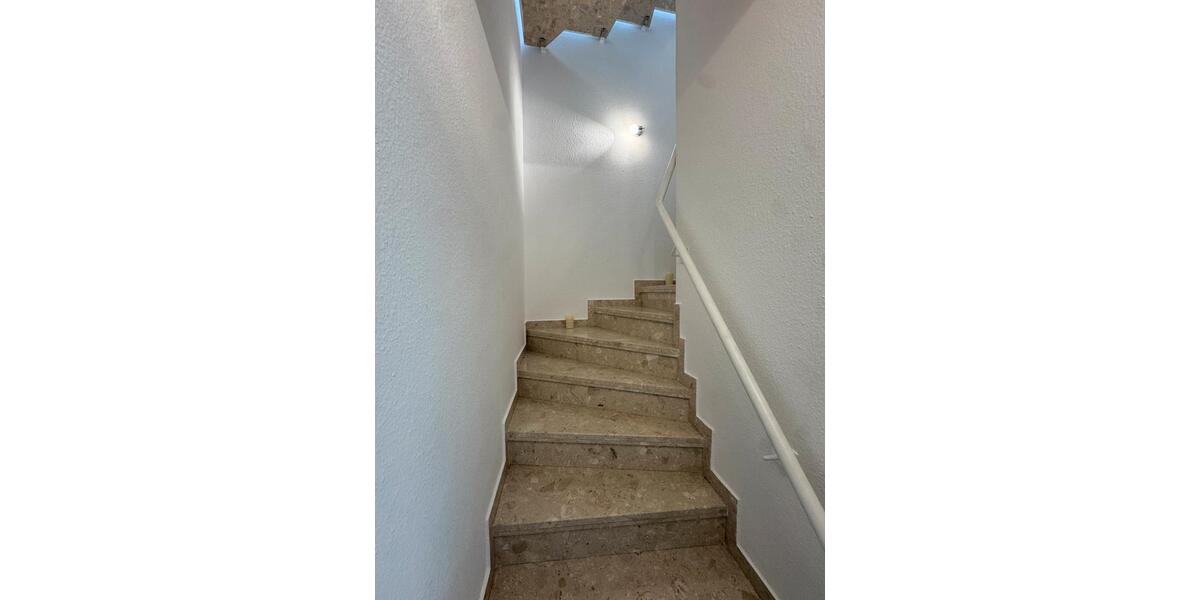 Reihenhaus Hatten - 4 Zimmer, 115 m&sup2;, 1.250&euro; | Angebot:26030713