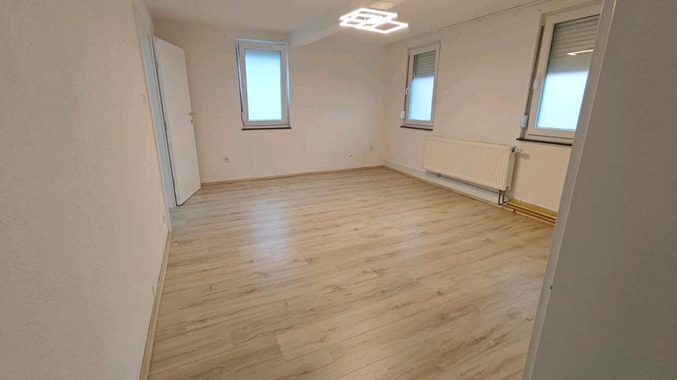 Einfamilienhaus Albstadt Gemarkung Onstmettingen - 2 Zimmer, 130 m&sup2;, 1.150&euro; | Angebot:26592163