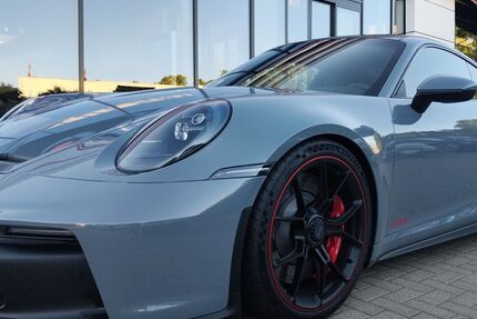 Porsche 992 3.500 km 216.000 &euro; Wolfsburg 38446
