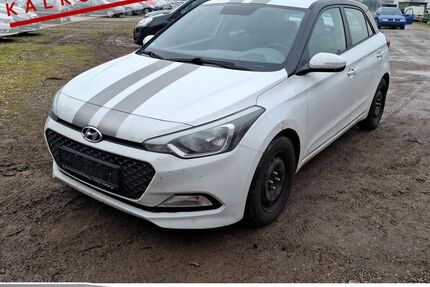 Hyundai i20 175.866 km 4.685 &euro; Achern 77855