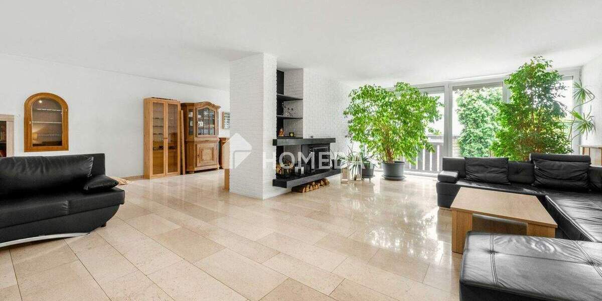 Modernisierte Erdgeschosswohnung mit Kamin, Massagedusche & privatem Garten - Wohnen mit Stil 3 zimmer