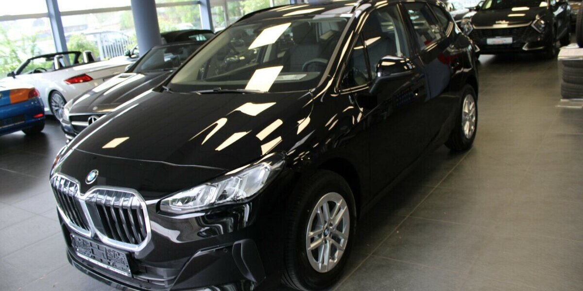 BMW 216 Active Tourer Aut, 10.776 km 25.980 &euro; Euskirchen 53881