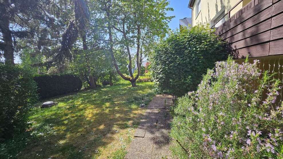 Wohnung zum Mieten in Wiesbaden 1.200 € 98 m²