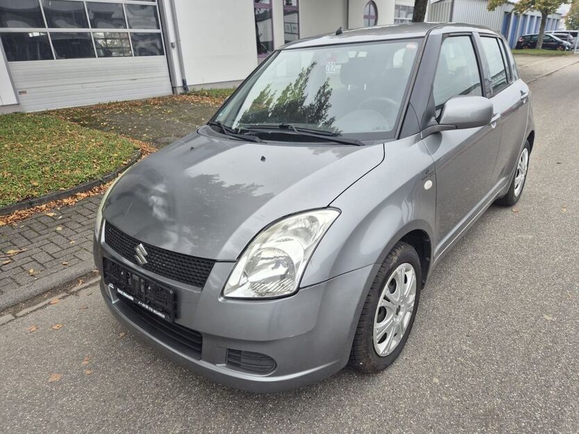 Suzuki Swift 195.000 km 2.499 € Kippenheim 77971