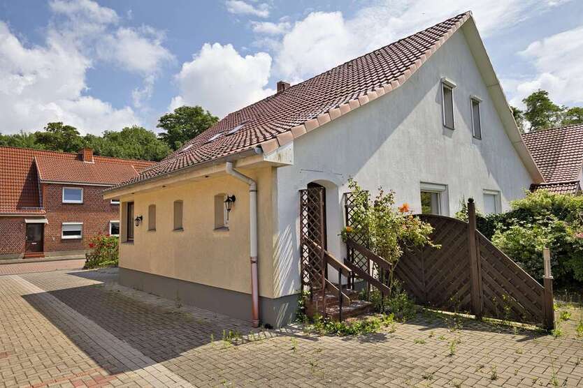 Haus zum Kaufen in Bremerhaven 117.000 € 90 m²