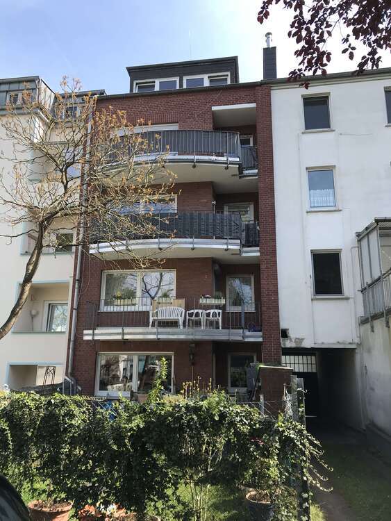 Haus zum Kaufen in Mönchengladbach 460.000 € 285 m²