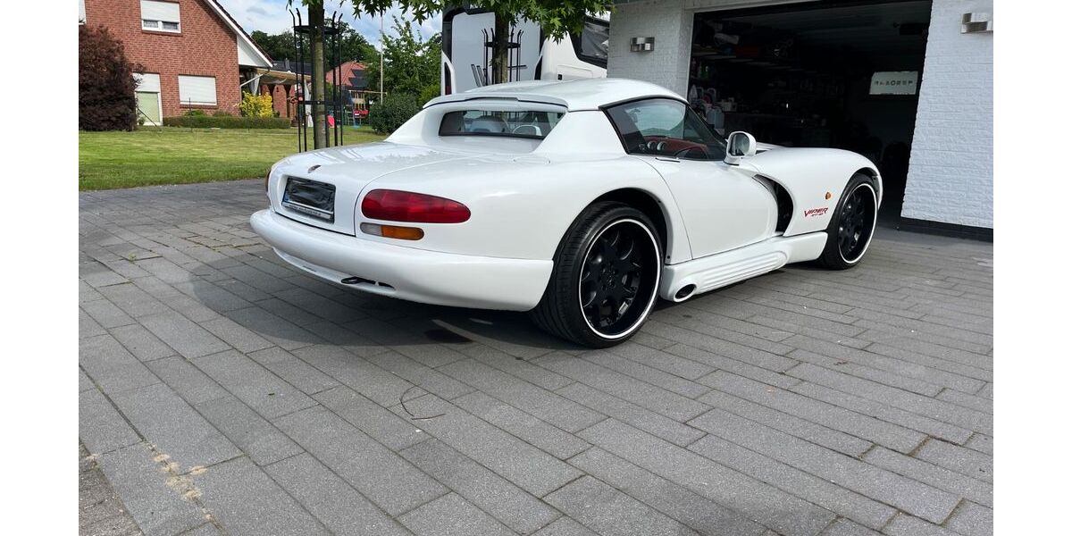 Chrysler Viper 45.236 km 74.500 &euro; Cloppenburg 49661